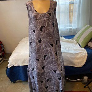 Black/White Maxi Dress size 2X